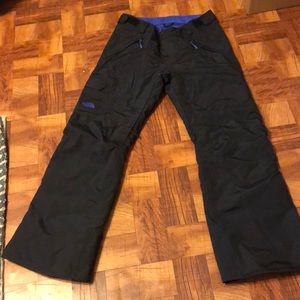 Northface ski/snow pants.   NWOT